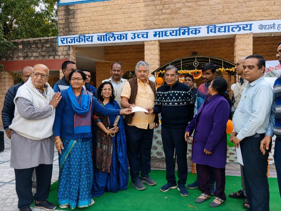 छात्रवृत्ति वितरण का चित्र