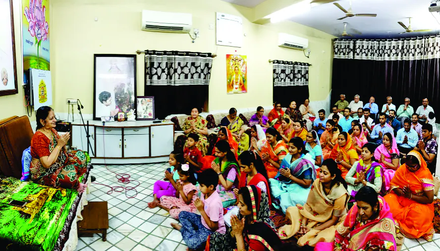 आध्यात्मिक ज्ञान चर्चाएँ का चित्र
