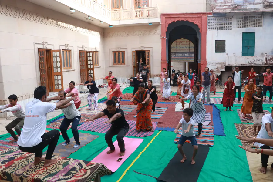 योग एवं प्राणायाम का चित्र