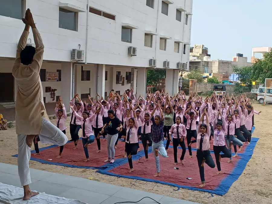 योग एवं प्राणायाम का चित्र